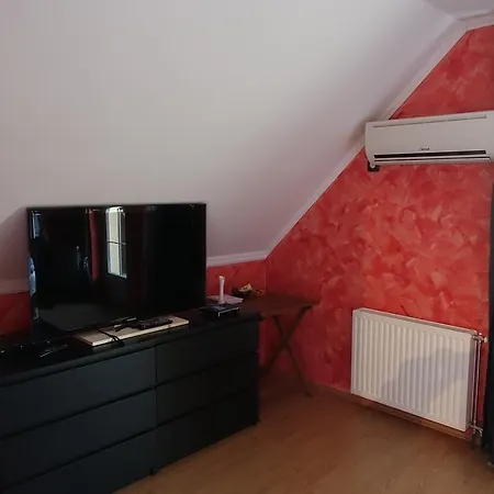 Διαμέρισμα Csilla Apartman *