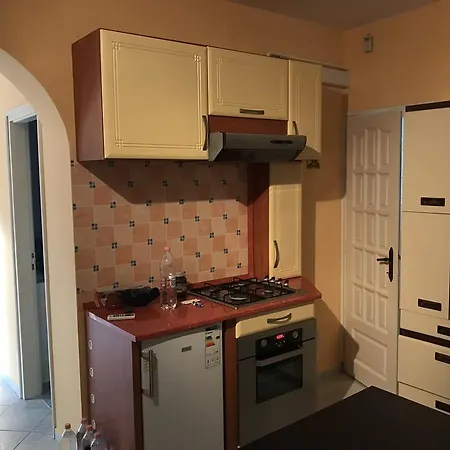 Csilla Apartman * Σίοφοκ